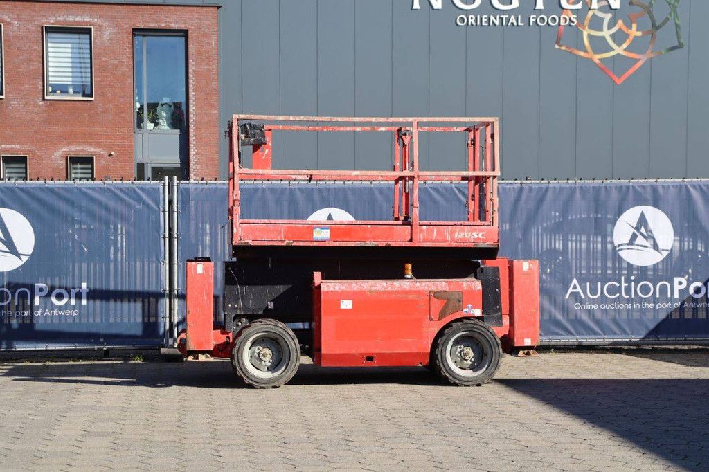 Manitou 120 SC Diesel-Scherenarbeitsbühne 12 m 2011