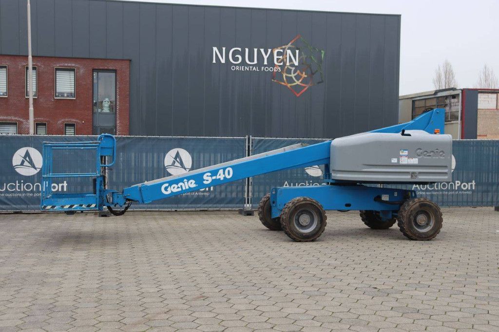 Genie S-40 Diesel Telescopic Boom Lift 14.19m 2013