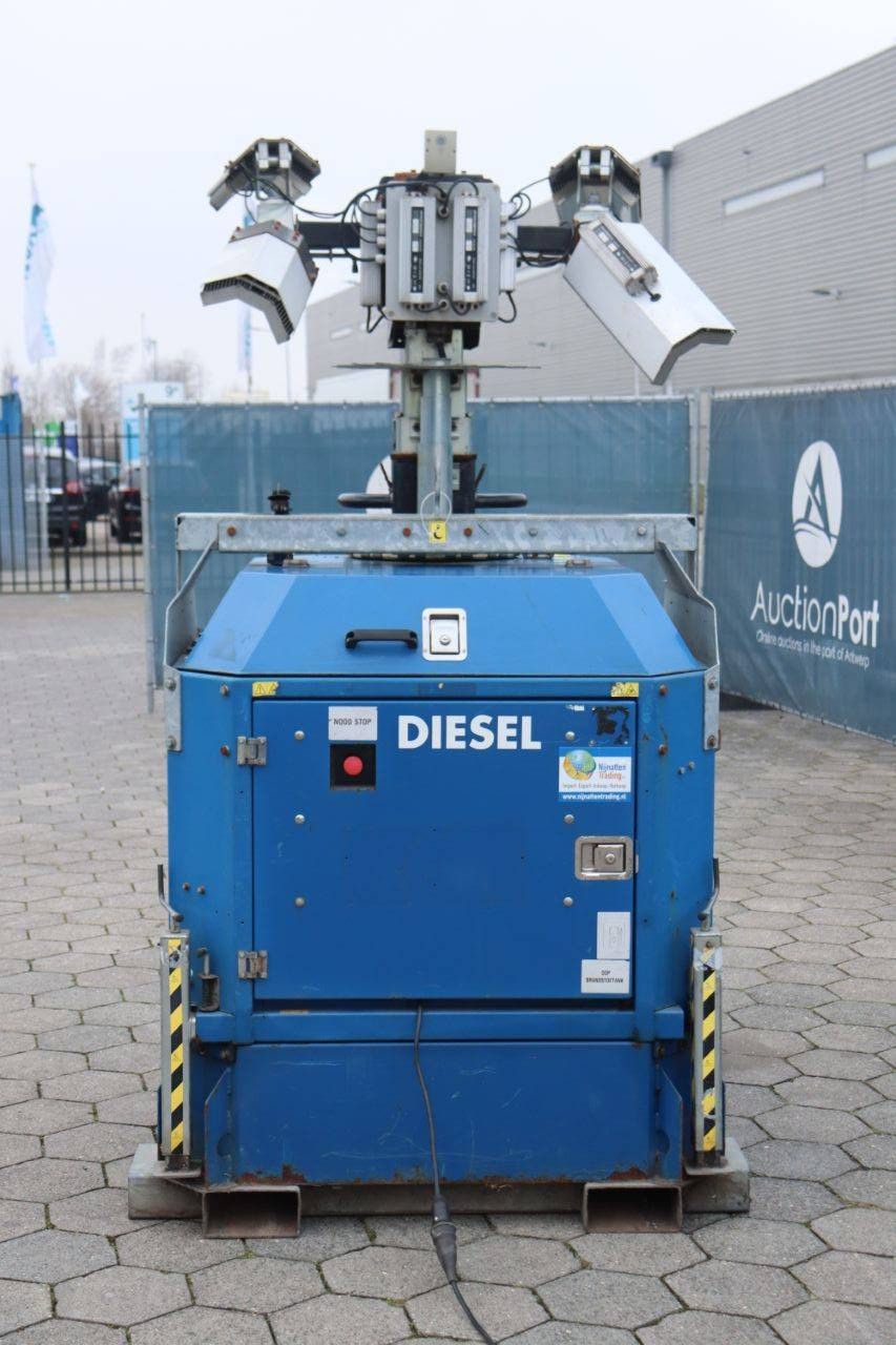 Lichtmast, Wasserkraftwürfel, Diesel, 8,5 m, 1,6 kW, Baujahr 2012