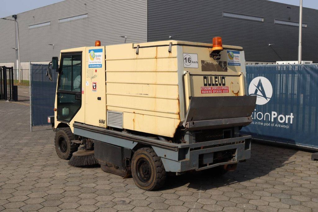 Veegmachine Dulevo 2004 V Diesel 59kW 2002