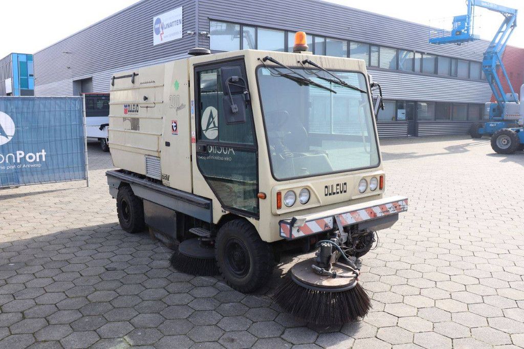 Veegmachine Dulevo 2004 V Diesel 59kW 2002