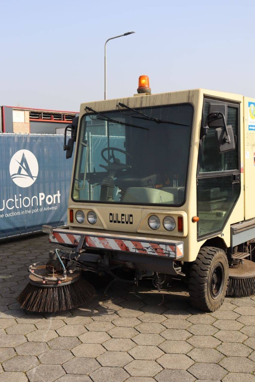 Veegmachine Dulevo 2004 V Diesel 59kW 2002