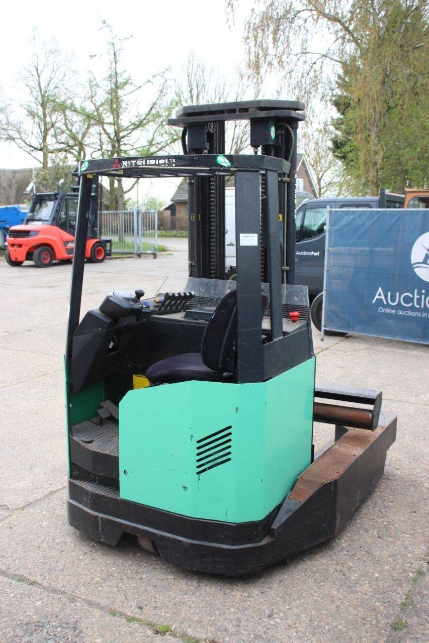 Mitsubishi RB 20 Electric Reach Truck 2000kg 5.70m 1998