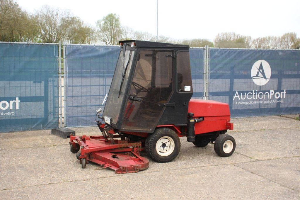 Toro 220D Diesel-Aufsitzmäher