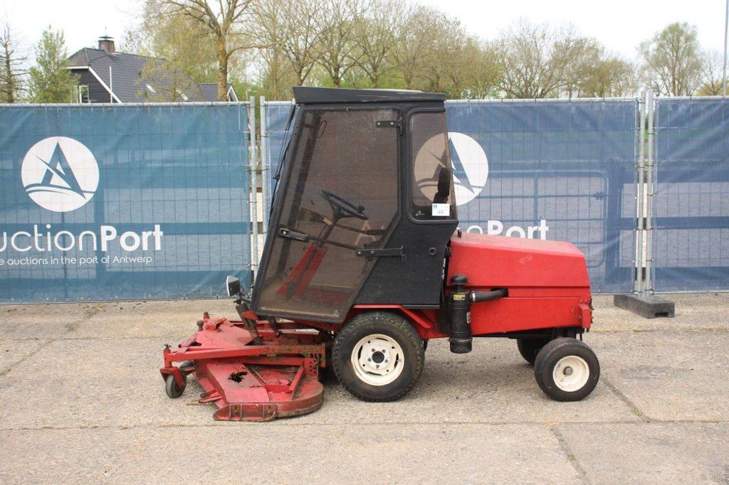 Toro 220D Diesel-Aufsitzmäher