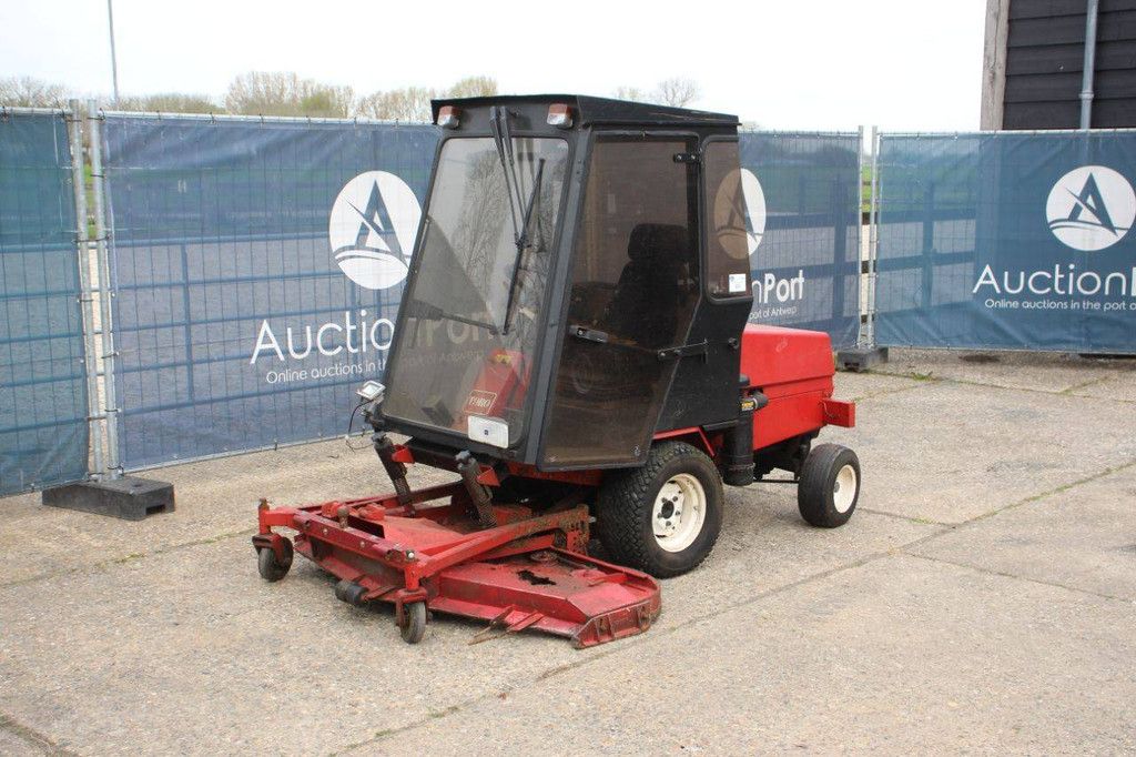 Toro 220D Diesel-Aufsitzmäher