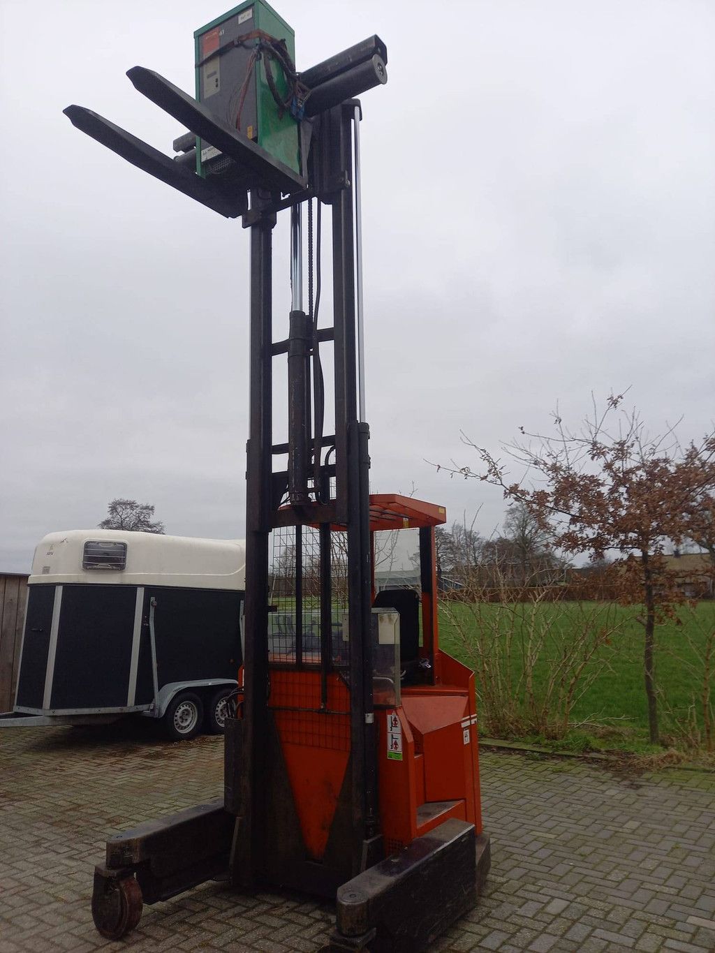 Reach truck BT FRT2000 Electric 2000kg 4.15m