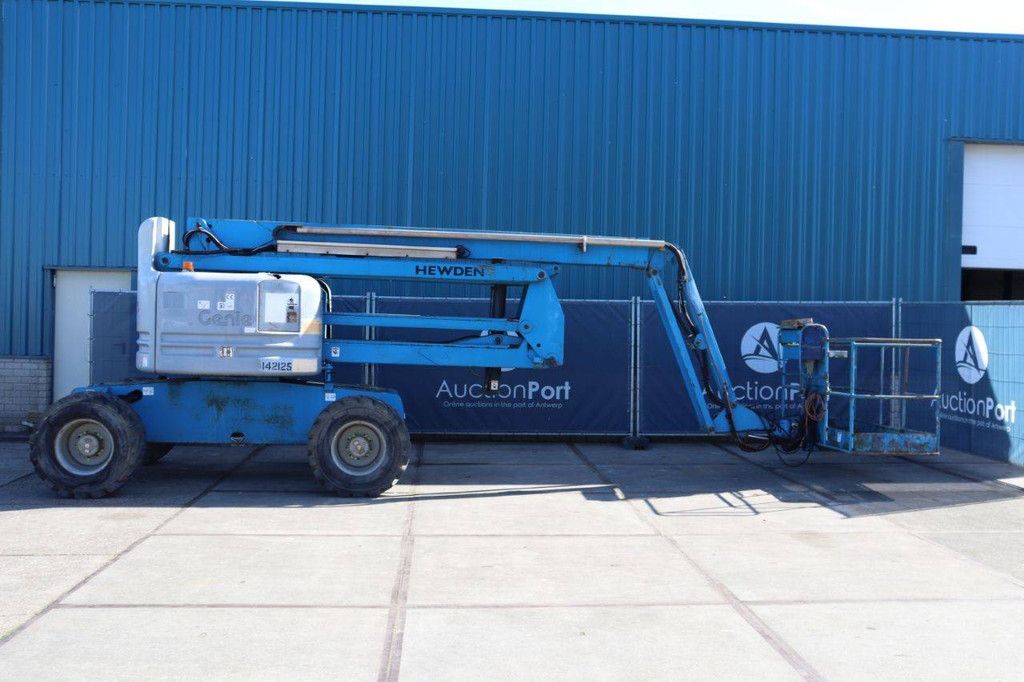 Articulating boom lift Genie Z-60/34 Diesel 20.4m