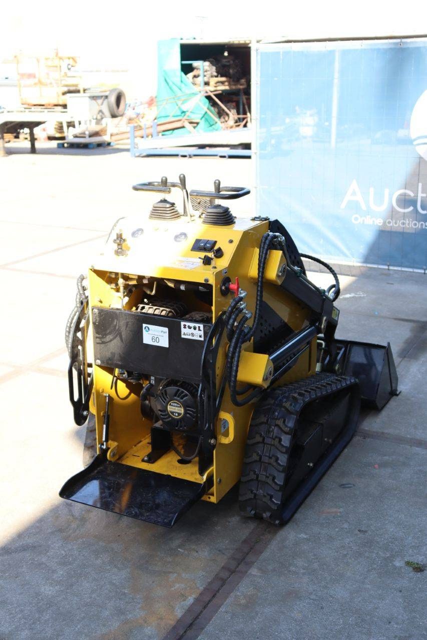 Skid steer loader LH T360 Petrol 8.7kW New