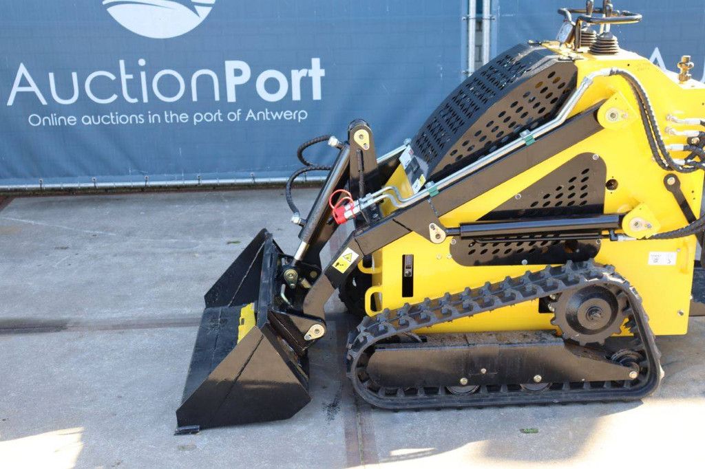 Skid steer loader LH T360 Petrol 8.7kW New