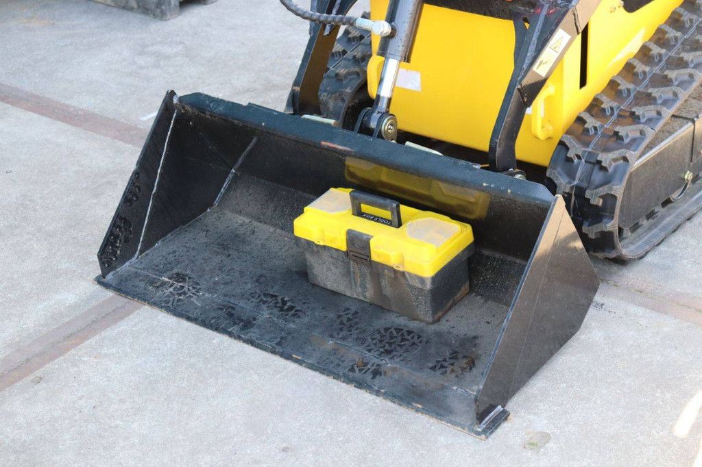 Skid steer loader LH T360 Petrol 8.7kW New