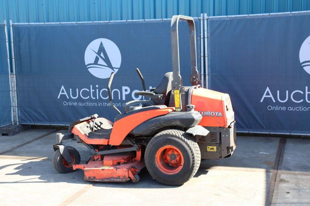 Kubota ZD326 Diesel-Aufsitzmäher