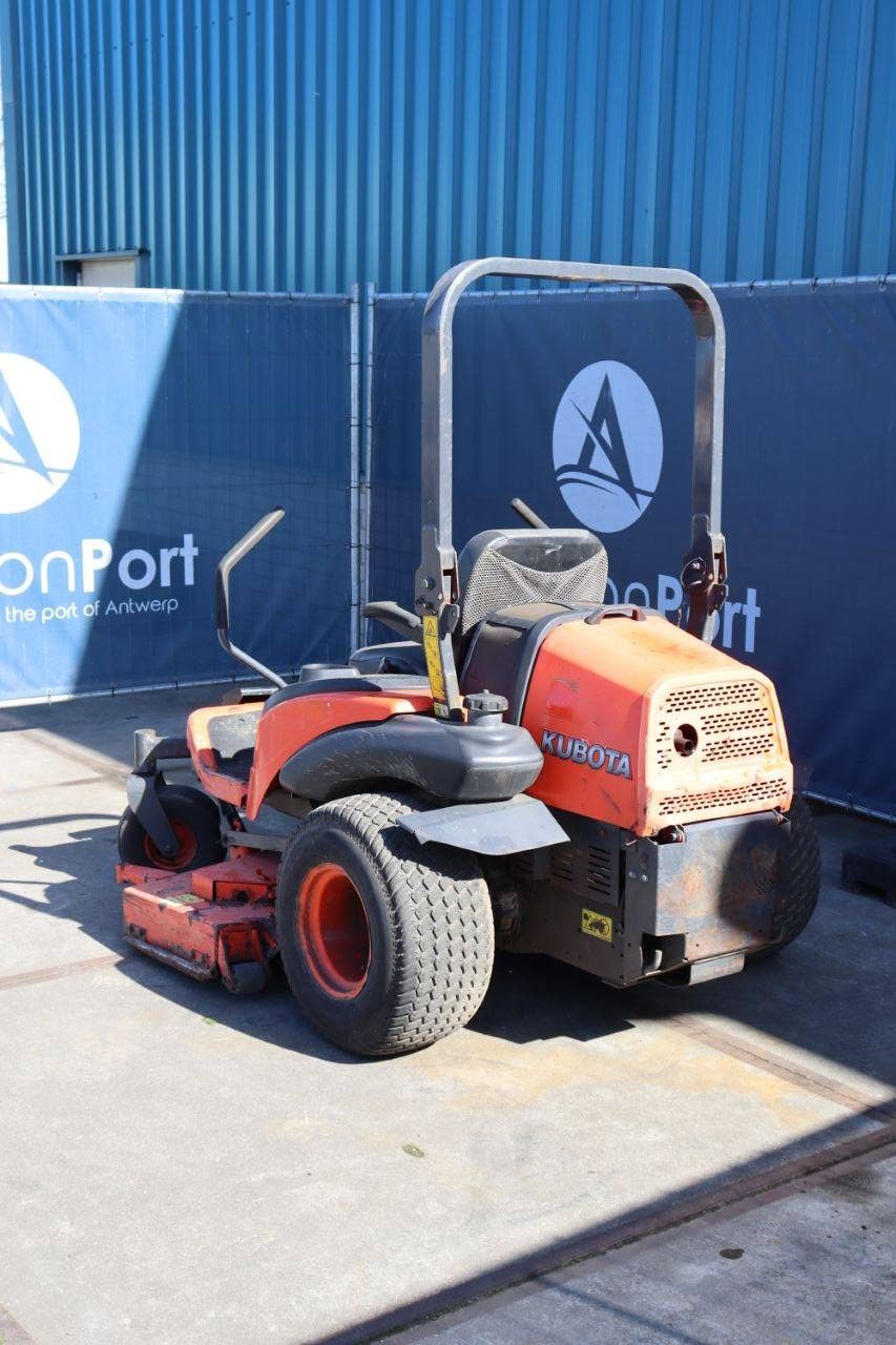 Kubota ZD326 Diesel-Aufsitzmäher