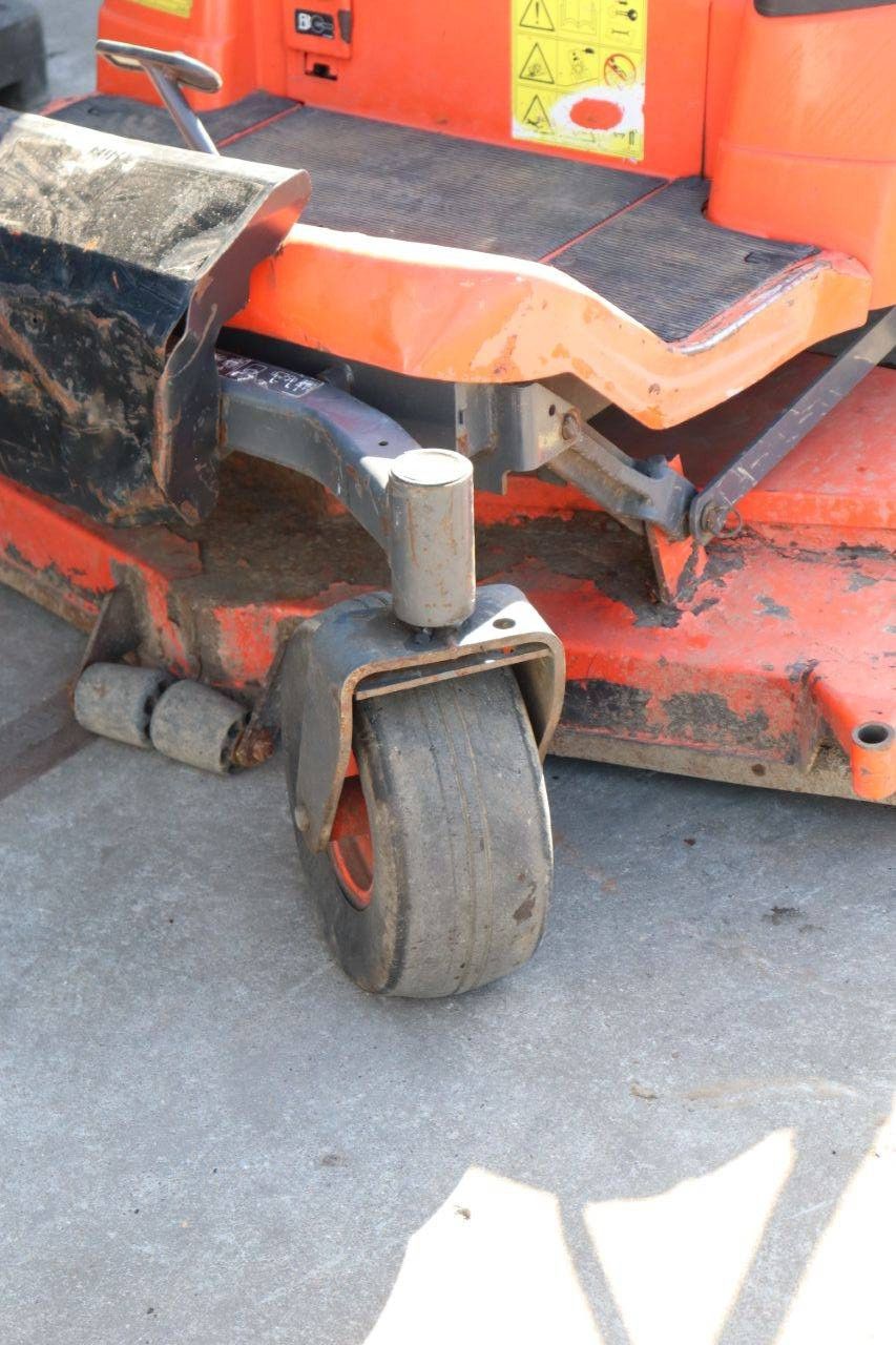 Kubota ZD326 Diesel-Aufsitzmäher