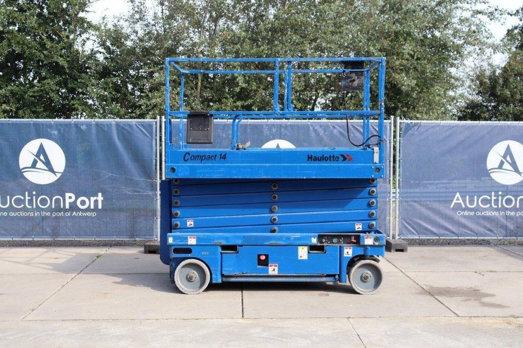 Schaarhoogwerker Haulotte Compact 14 Elektrisch 350kg 13.8m 2010