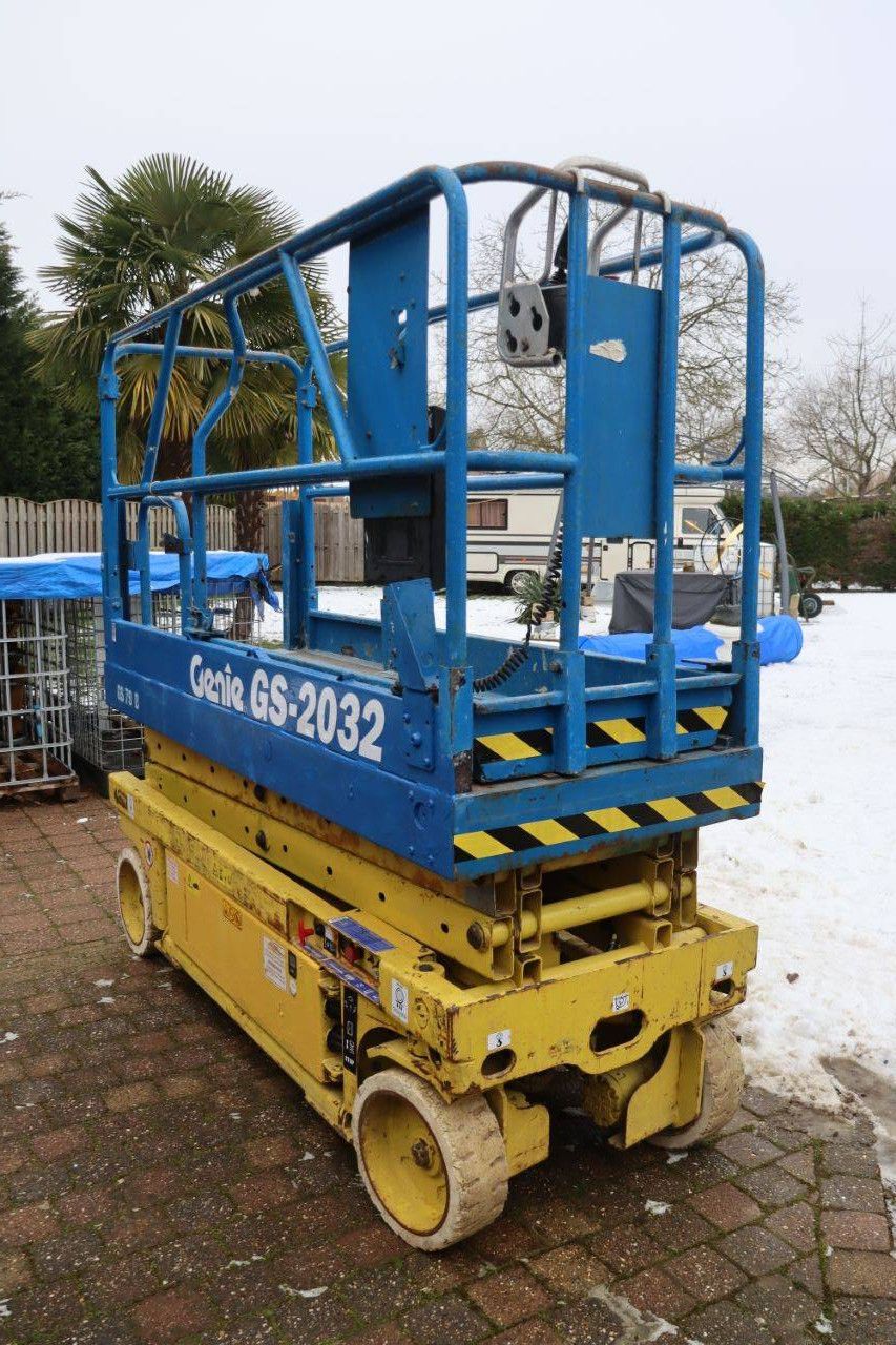 Genie GS-2032 Elektrische Scherenbühne 8,1 m 1999
