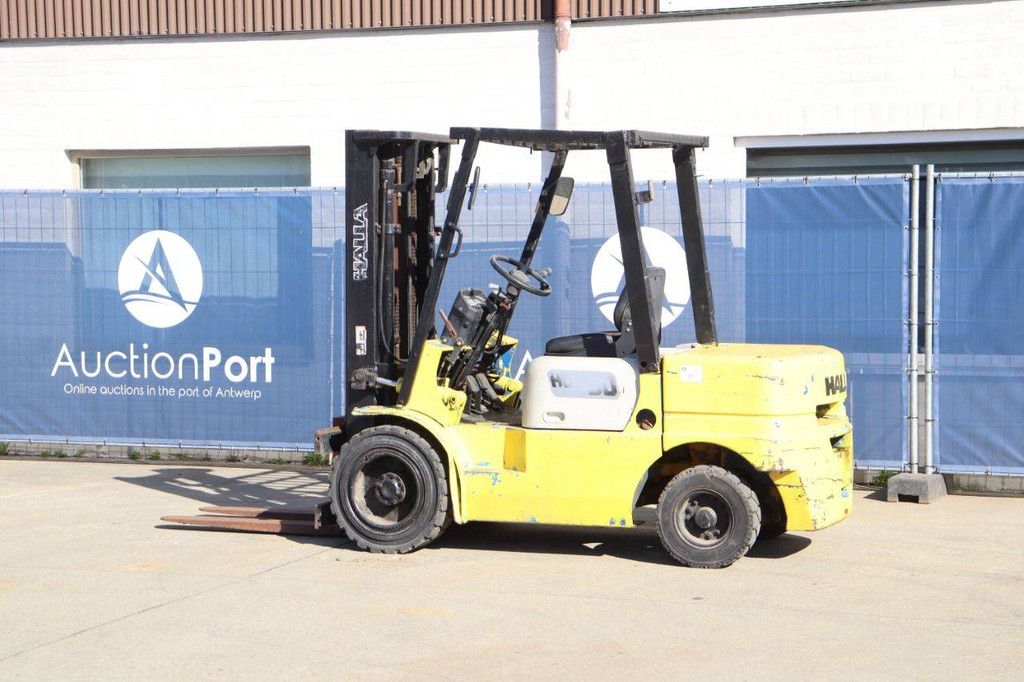 Halla HDF 30 Diesel-Gabelstapler, 2200 kg, 4,7 m