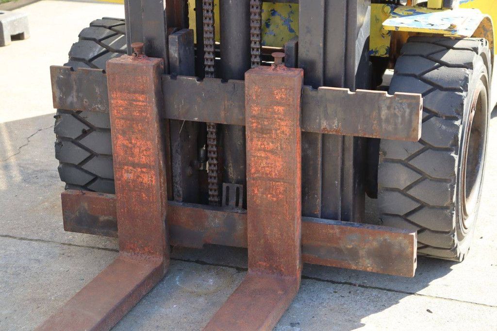 Halla HDF 30 Diesel-Gabelstapler, 2200 kg, 4,7 m