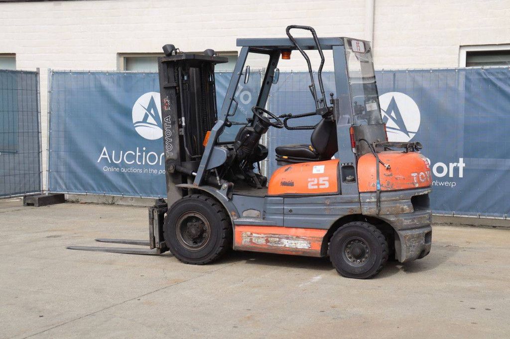 Forklift Toyota 42-6FGF25 LPG 2500kg 4.3m 1997