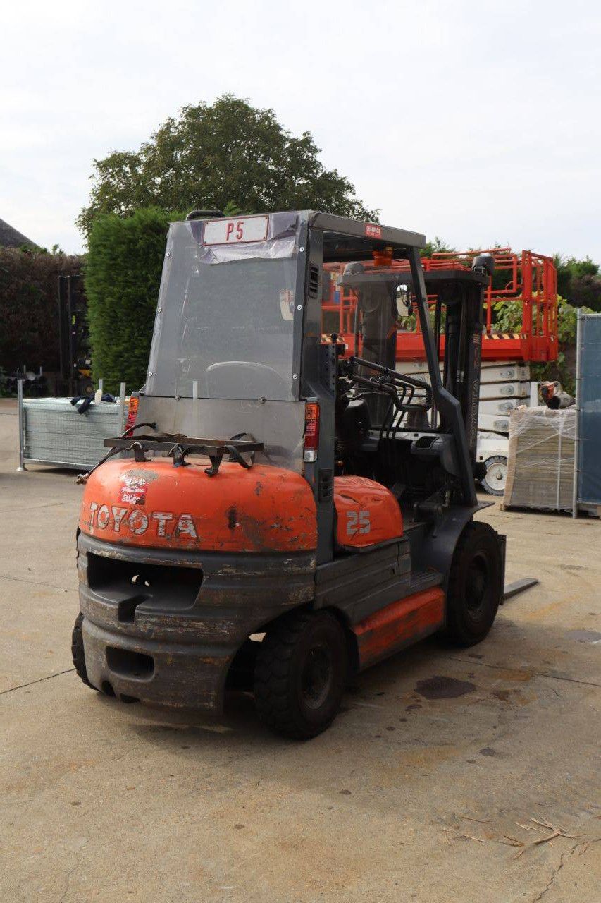 Forklift Toyota 42-6FGF25 LPG 2500kg 4.3m 1997