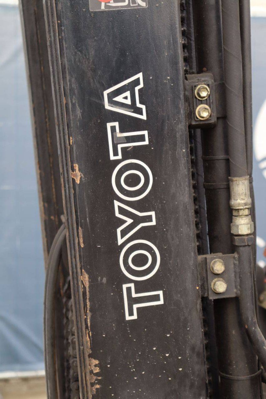 Forklift Toyota 42-7FGF25 LPG 2500kg 4.7m 2003