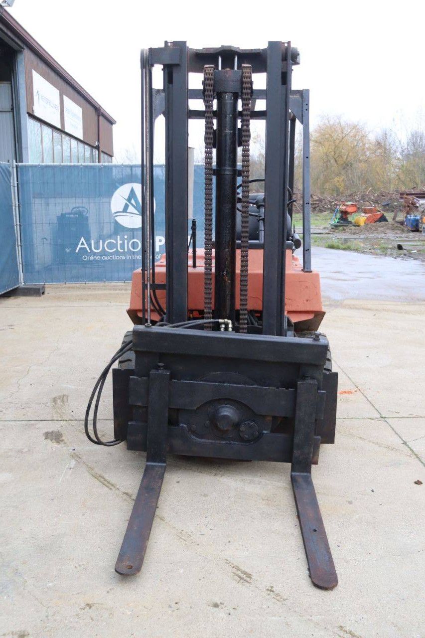 Heftruck Hyster Diesel met Kistenkantelaar