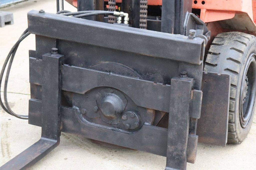 Heftruck Hyster Diesel met Kistenkantelaar