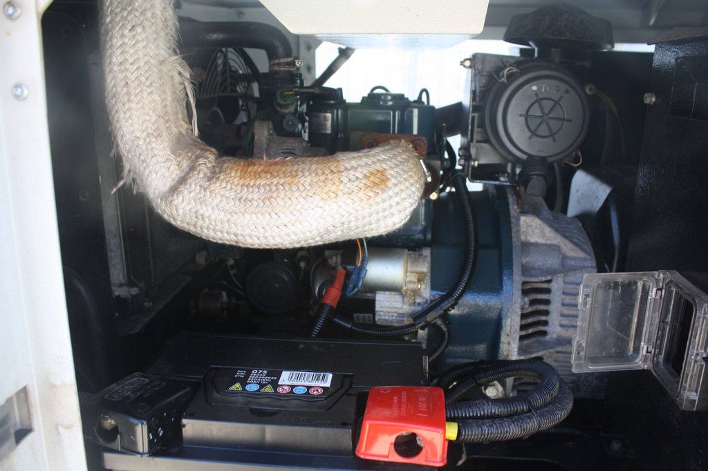 Lichtmast Trime X-HYBRID Elektrisch+Diesel 3.5kVA 2019