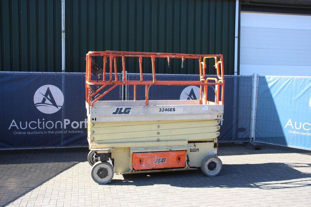 Scherenbühne JLG 3246ES Elektrisch 11,7 m