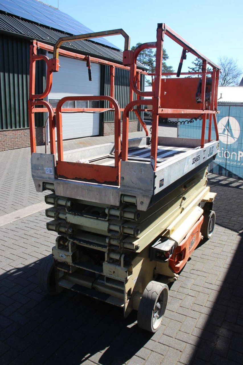 Scherenbühne JLG 3246ES Elektrisch 11,7 m