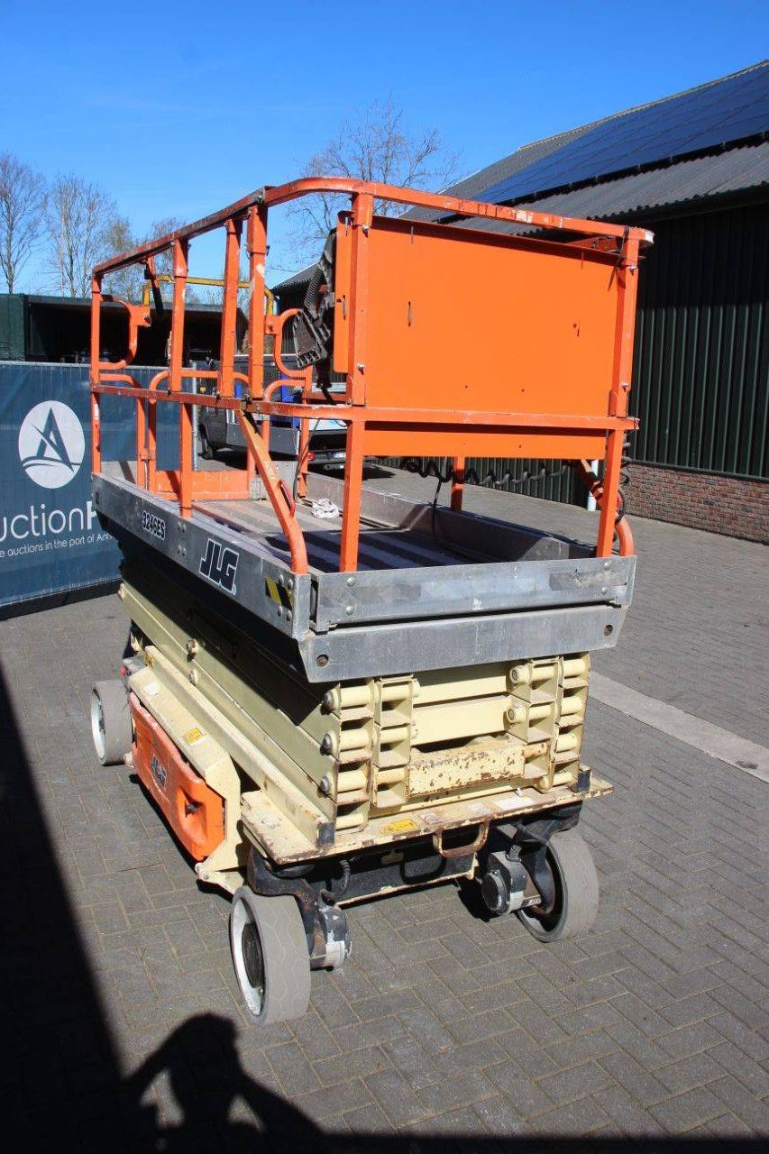 Scherenbühne JLG 3246ES Elektrisch 11,7 m