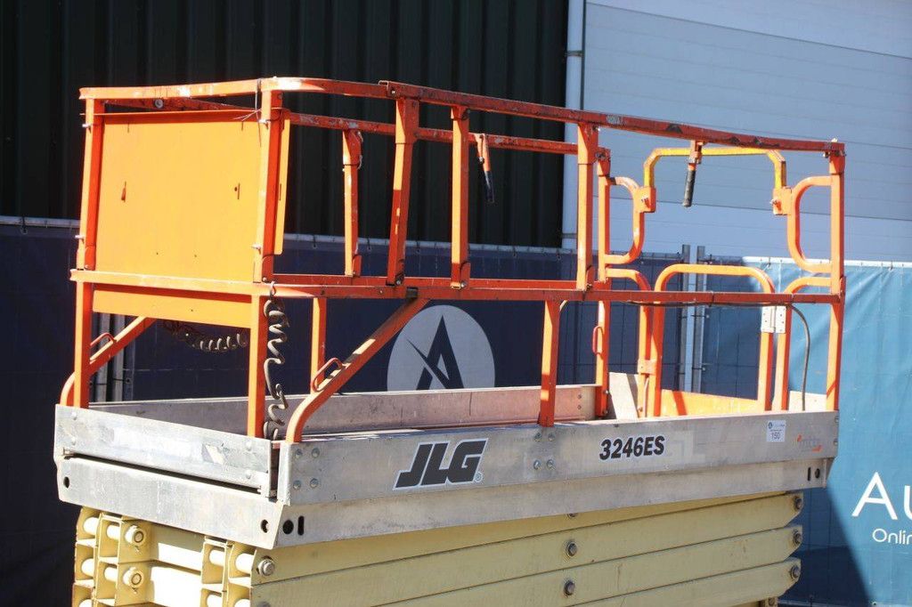 Scherenbühne JLG 3246ES Elektrisch 11,7 m