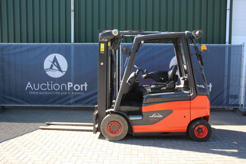 Linde E25-01 Elektrogabelstapler 2500 kg 7 m 2015