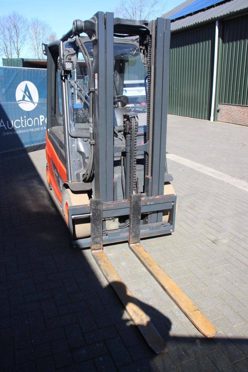 Linde E25-01 Elektrogabelstapler 2500 kg 7 m 2015