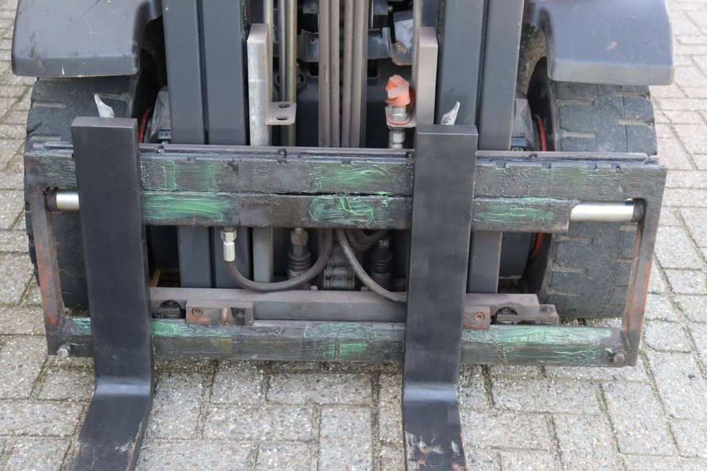 Linde H25D-01 Diesel-Gabelstapler 2500 kg 2012