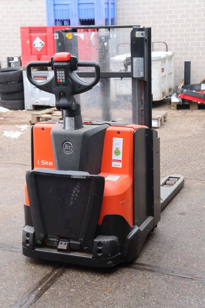 Stapelaar BT SWE200D Elektrisch 2000kg 2015