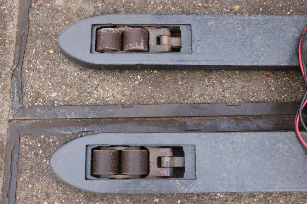 Stapelaar BT SWE200D Elektrisch 2000kg 2015