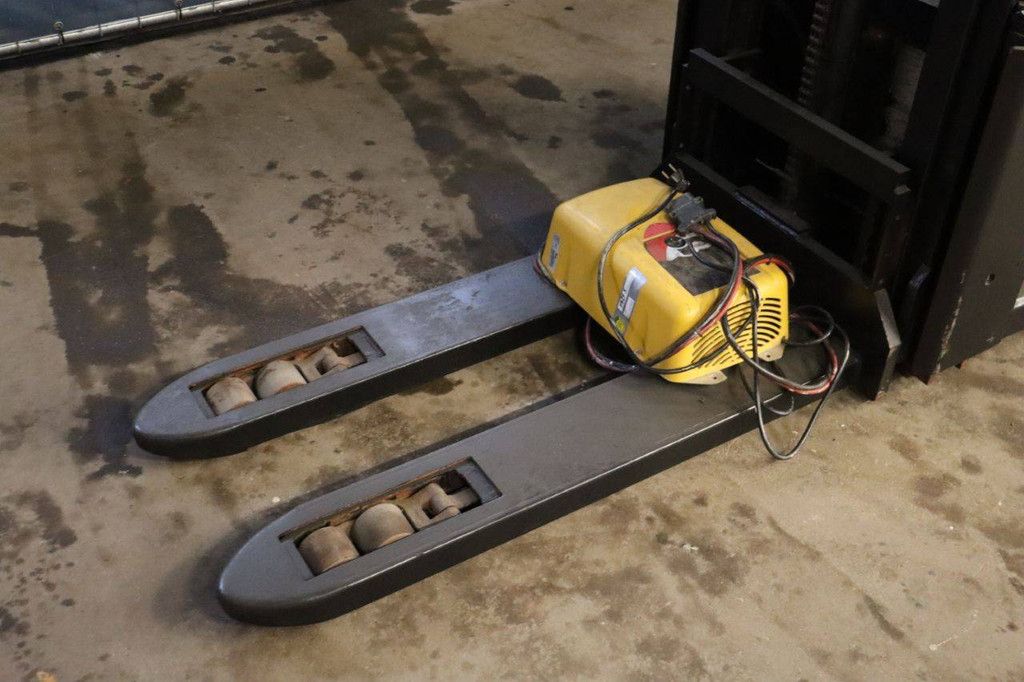 Stacker BT BT Staxio Electric