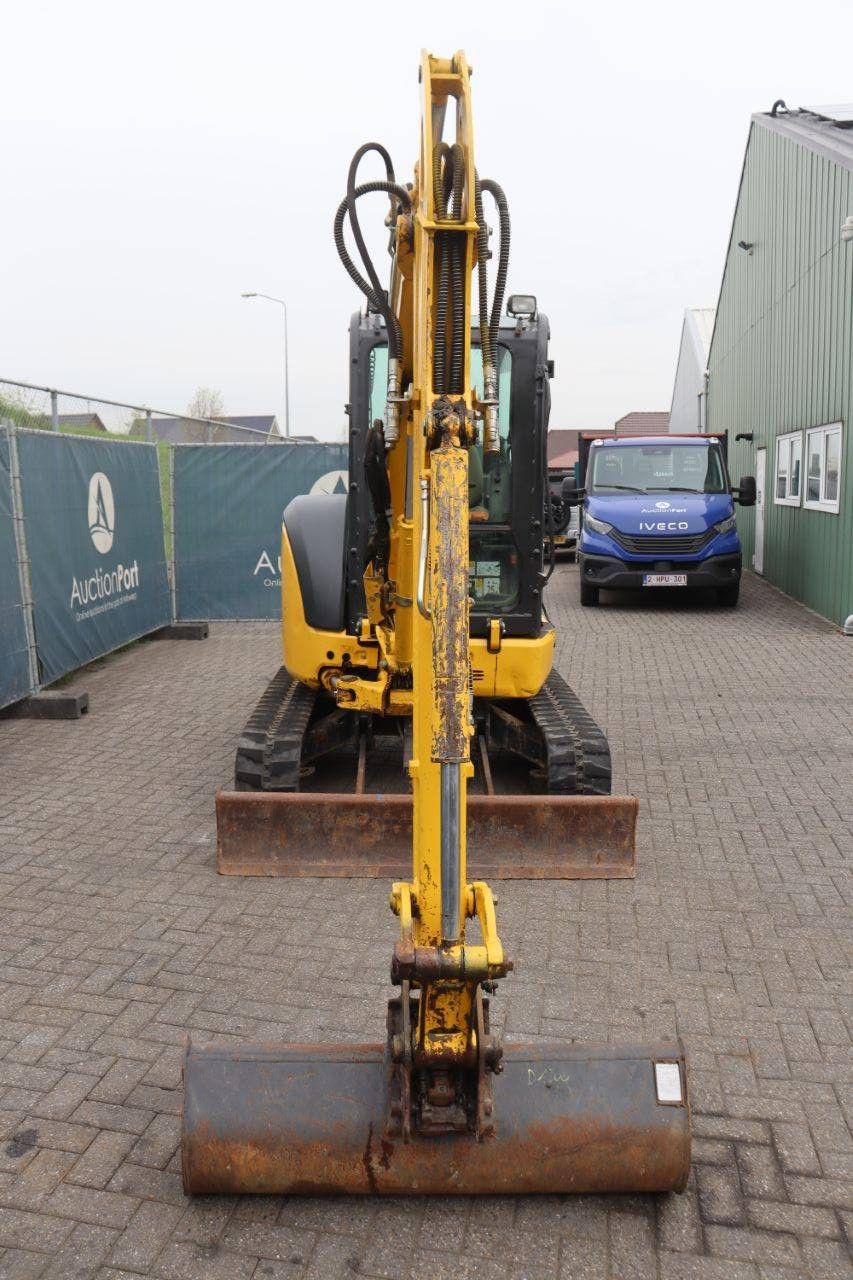 Raupenbagger Komatsu PC35MR-5 Diesel 2018