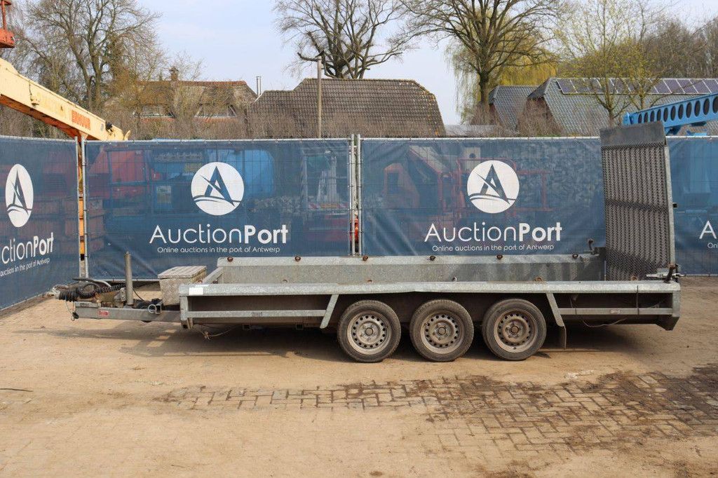 Machine transporter Henra MG354018TR 2019