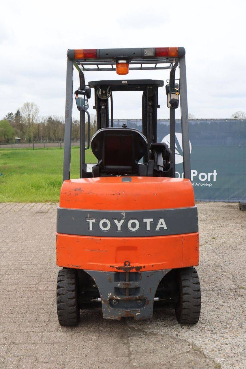 Toyota 7FBMF25 Electric Forklift 2500kg 4.3m 2010