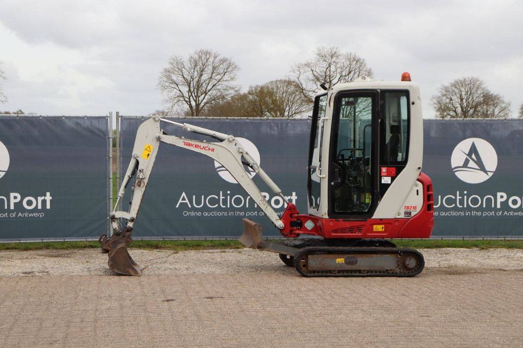 Crawler excavator Takeuchi TB216 Diesel 2019
