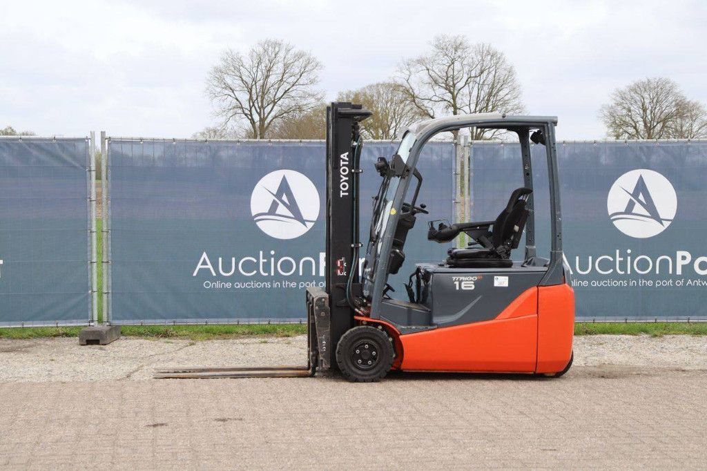 Toyota 8FBE16T Electric Forklift 1600kg 3.3m 2018