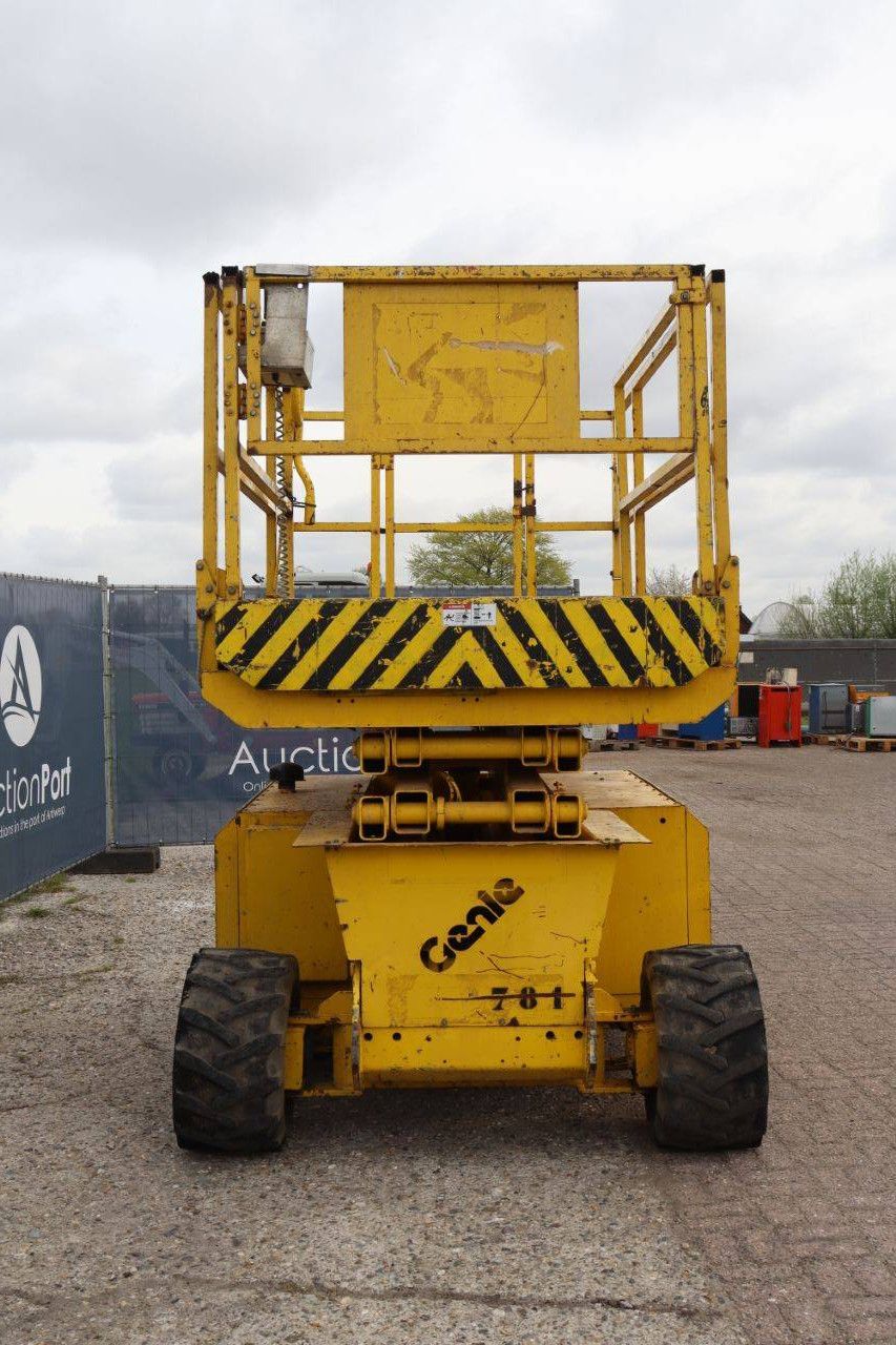 Schaarlift Genie GS-2668 IC Diesel 9.75m 1999