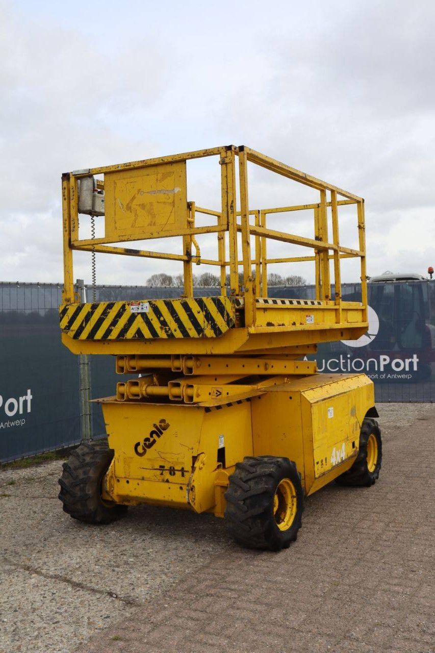 Schaarlift Genie GS-2668 IC Diesel 9.75m 1999