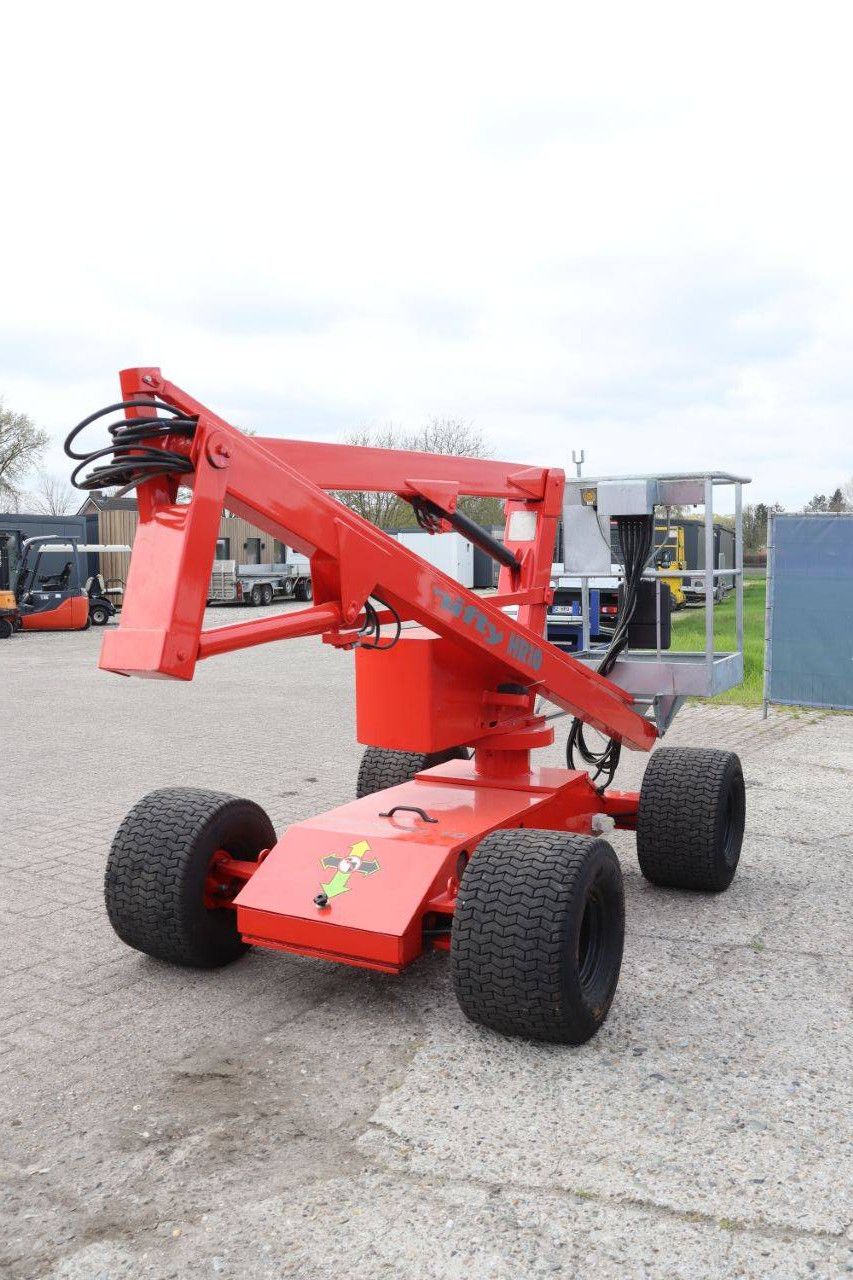Niftylift HR10E Electric Articulated Boom Lift 10m 2001