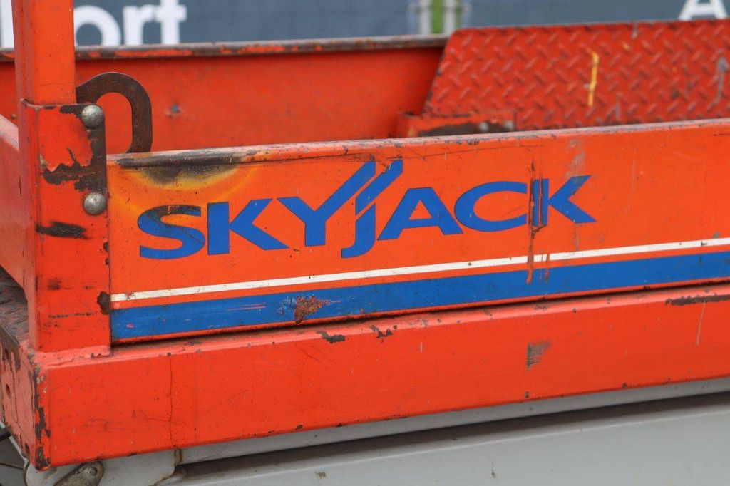 Skyjack SJIII 3219 Electric Scissor Lift 7.8m 2005
