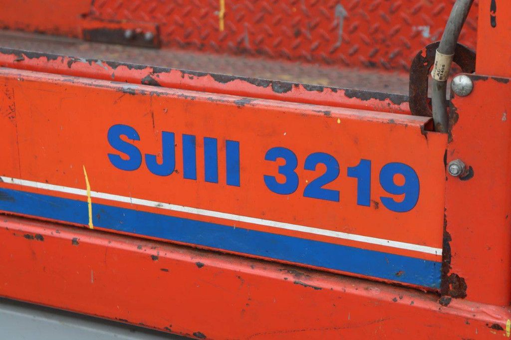 Skyjack SJIII 3219 Electric Scissor Lift 7.8m 2005