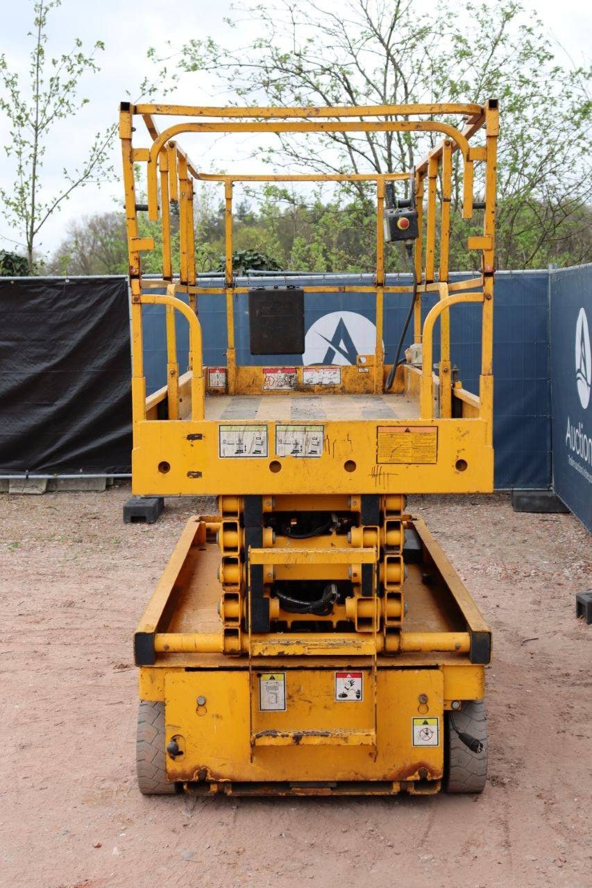 Scherenarbeitsbühne Haulotte COMPACT12 Electric 12m 2014