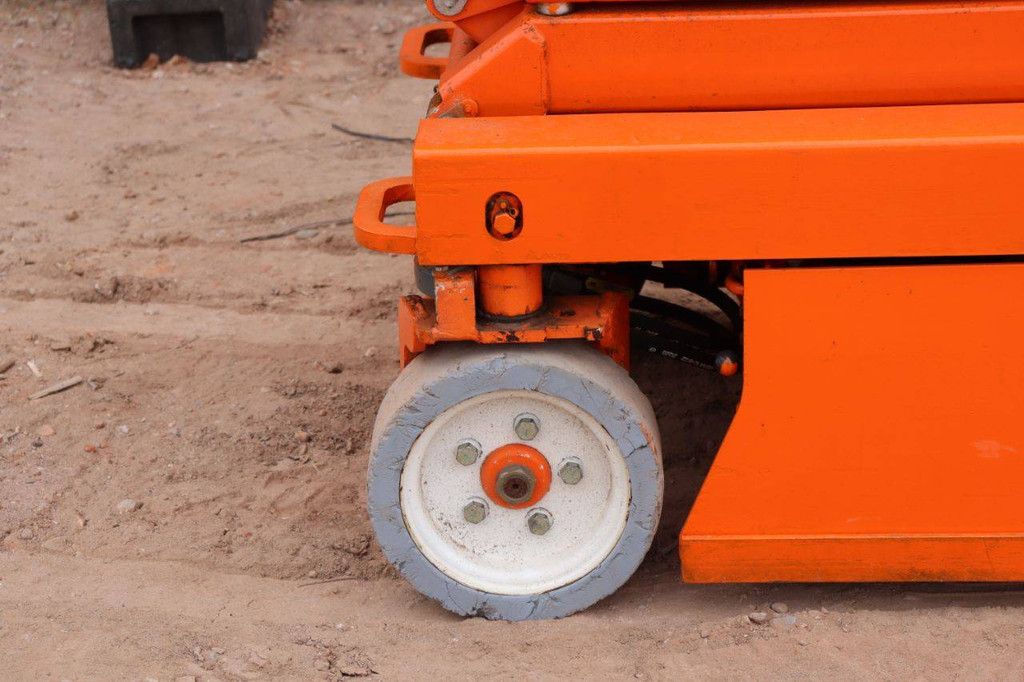 Skyjack SJ3219 Electric Scissor Lift 7.8m 2015